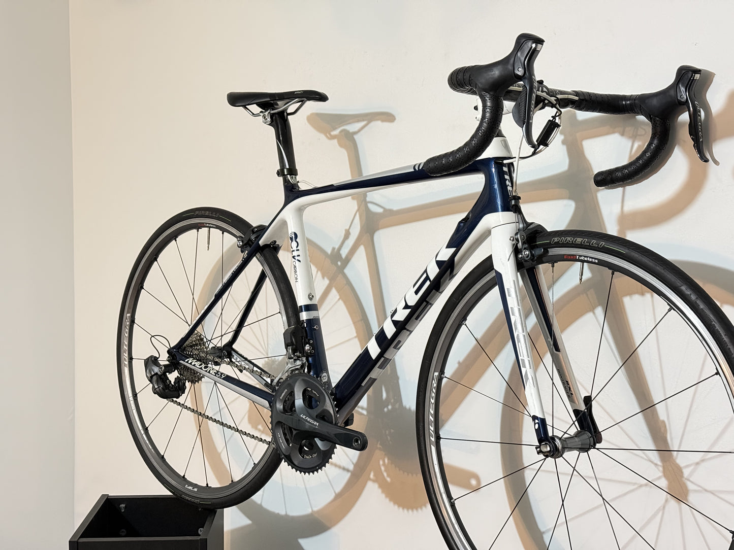 TREK Madone 5.9 Ultegra Di2 54 Medium