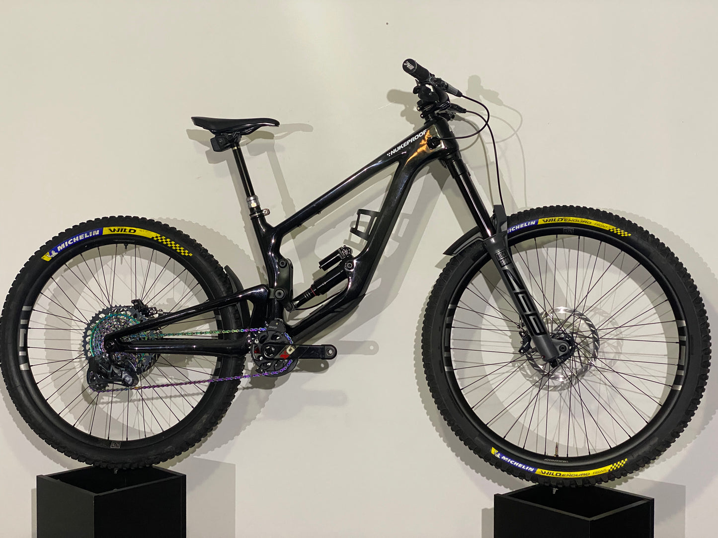 NUKEPROOF Giga 279 team edition Small